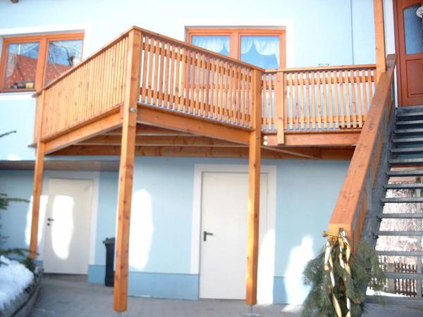 TRAVELER DIGITAL CAMERA