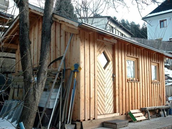 TRAVELER DIGITAL CAMERA