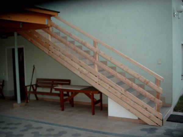 TRAVELER DIGITAL CAMERA