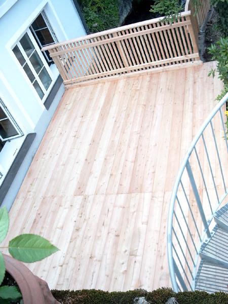 TRAVELER DIGITAL CAMERA